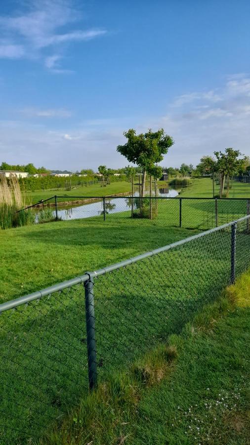 'T Groentje Baarland Buitenkant foto